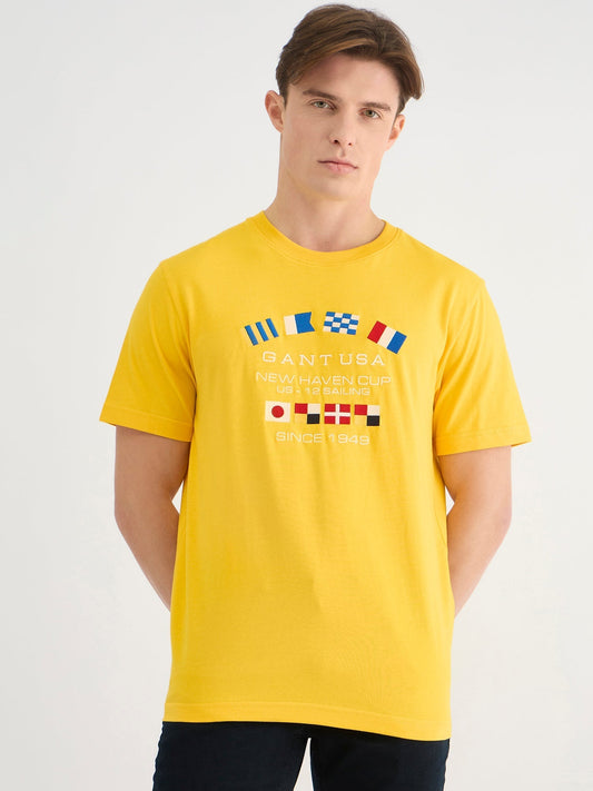 Gant Men Yellow Regular Fit Solid Crew Neck Tshirt