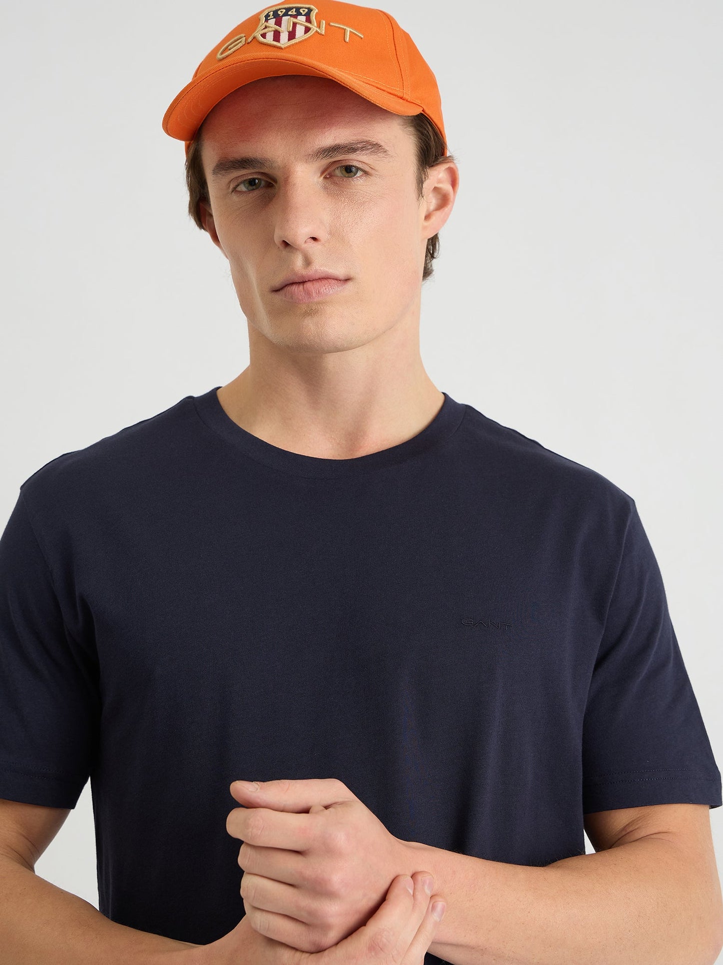 Gant Men Blue Regular Fit Solid Crew Neck Tshirt