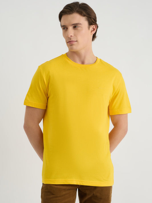 Gant Men Yellow Regular Fit Solid Crew Neck Tshirt