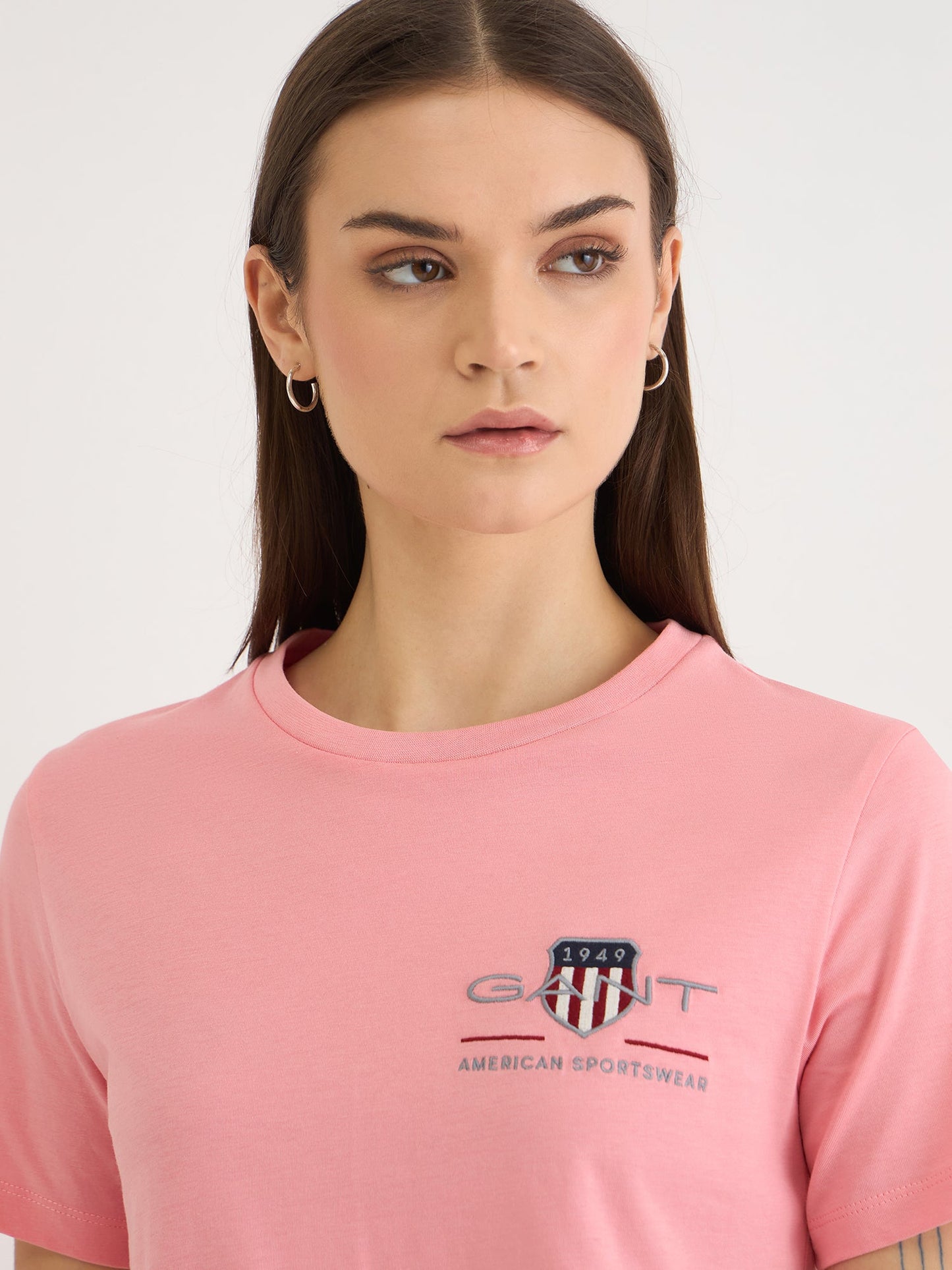 Gant Women Pink Solid Crew Neck Tshirt