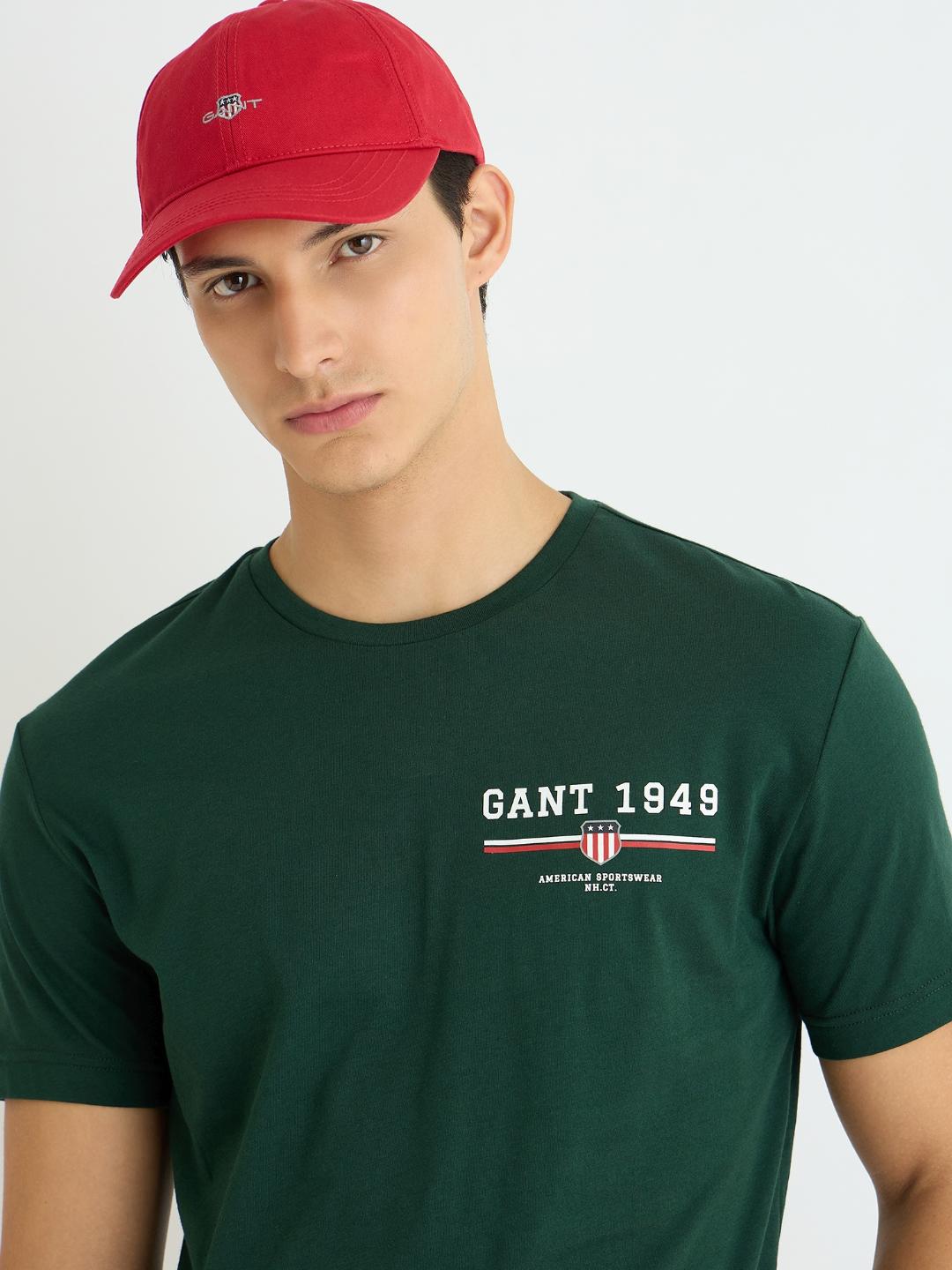 Gant Men Green Solid Tshirt