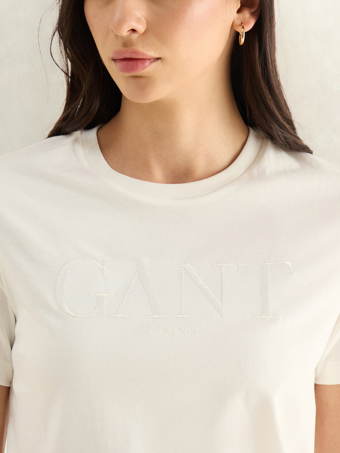 Gant Women White Solid Regular Fit Pure Cotton T-Shirt