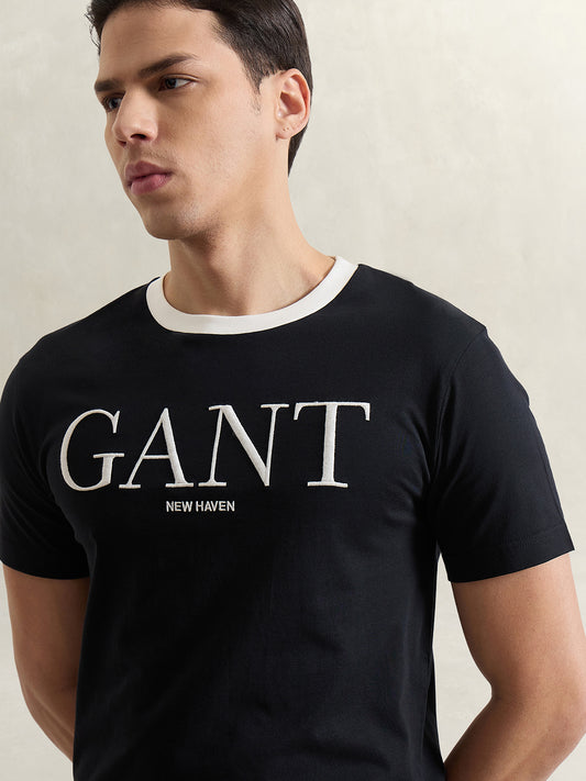 Gant Men Black Solid Regular Fit Pure Cotton T-Shirt
