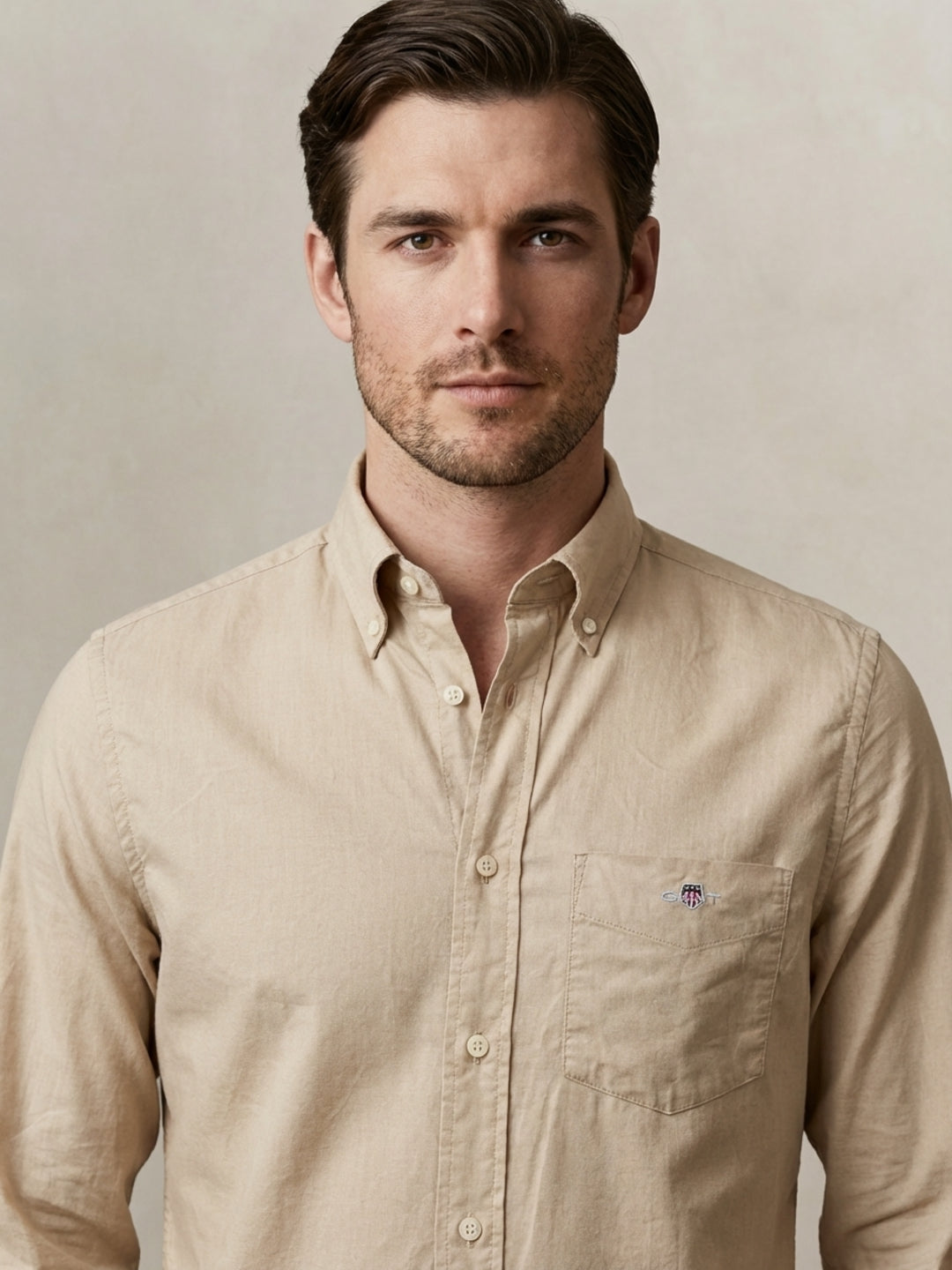 Gant Men Beige Solid Regular Fit Classic Poplin Shirt