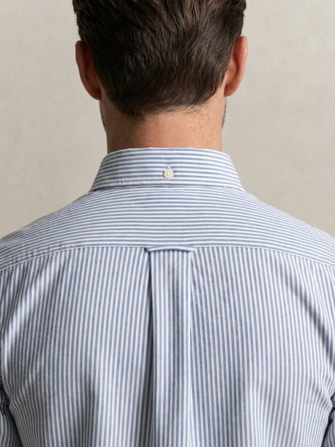 Gant Men Blue Striped Regular Fit Classic Oxford Shirt