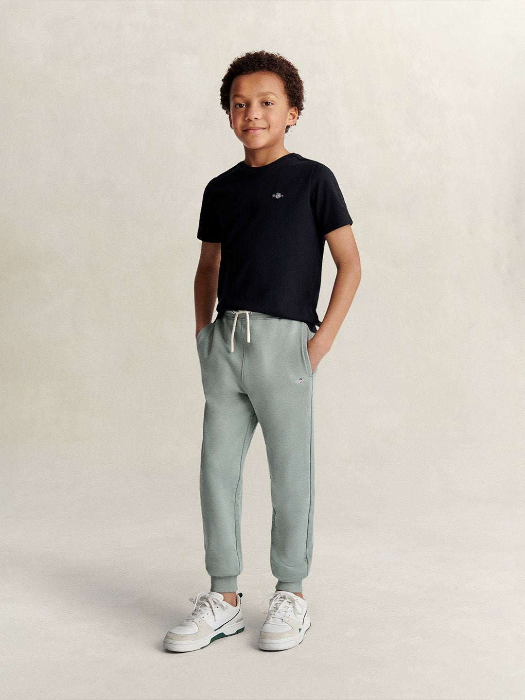 Gant Boys Black Solid Regular Fit Pure Cotton T-Shirt