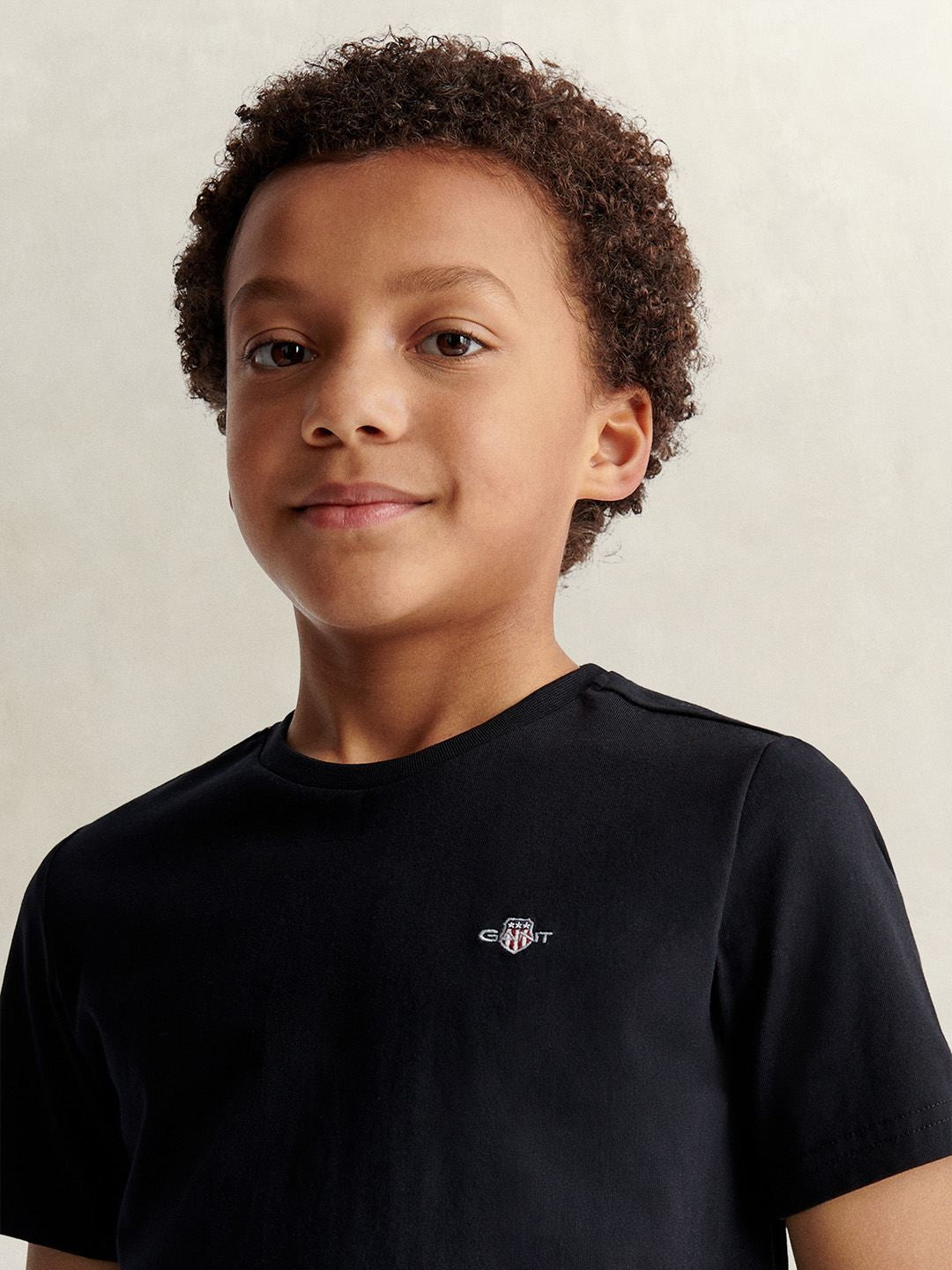 Gant Boys Black Solid Regular Fit Pure Cotton T-Shirt