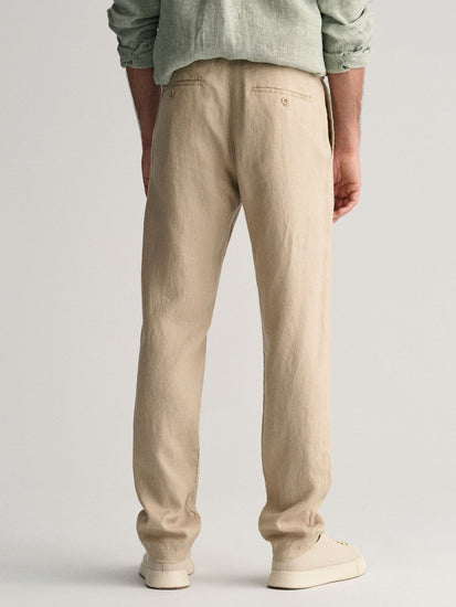 Gant Men Beige Solid Relaxed Fit Trouser