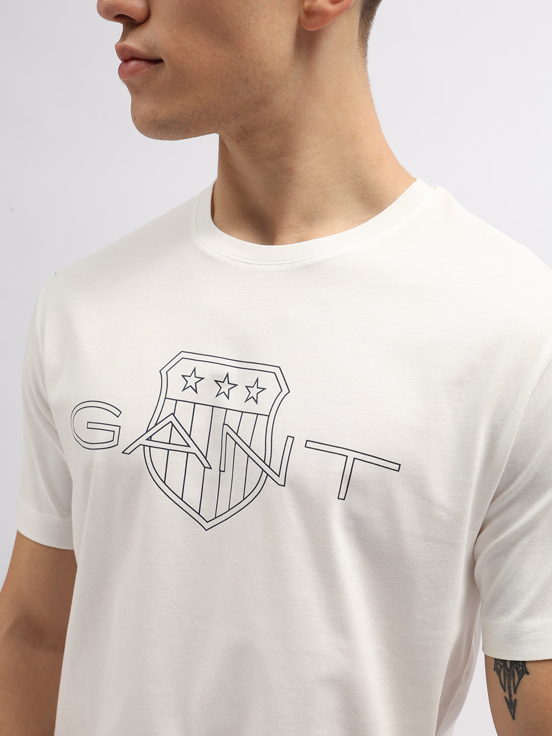 Gant Men Off White Printed Round Neck Short Sleeves T-Shirt