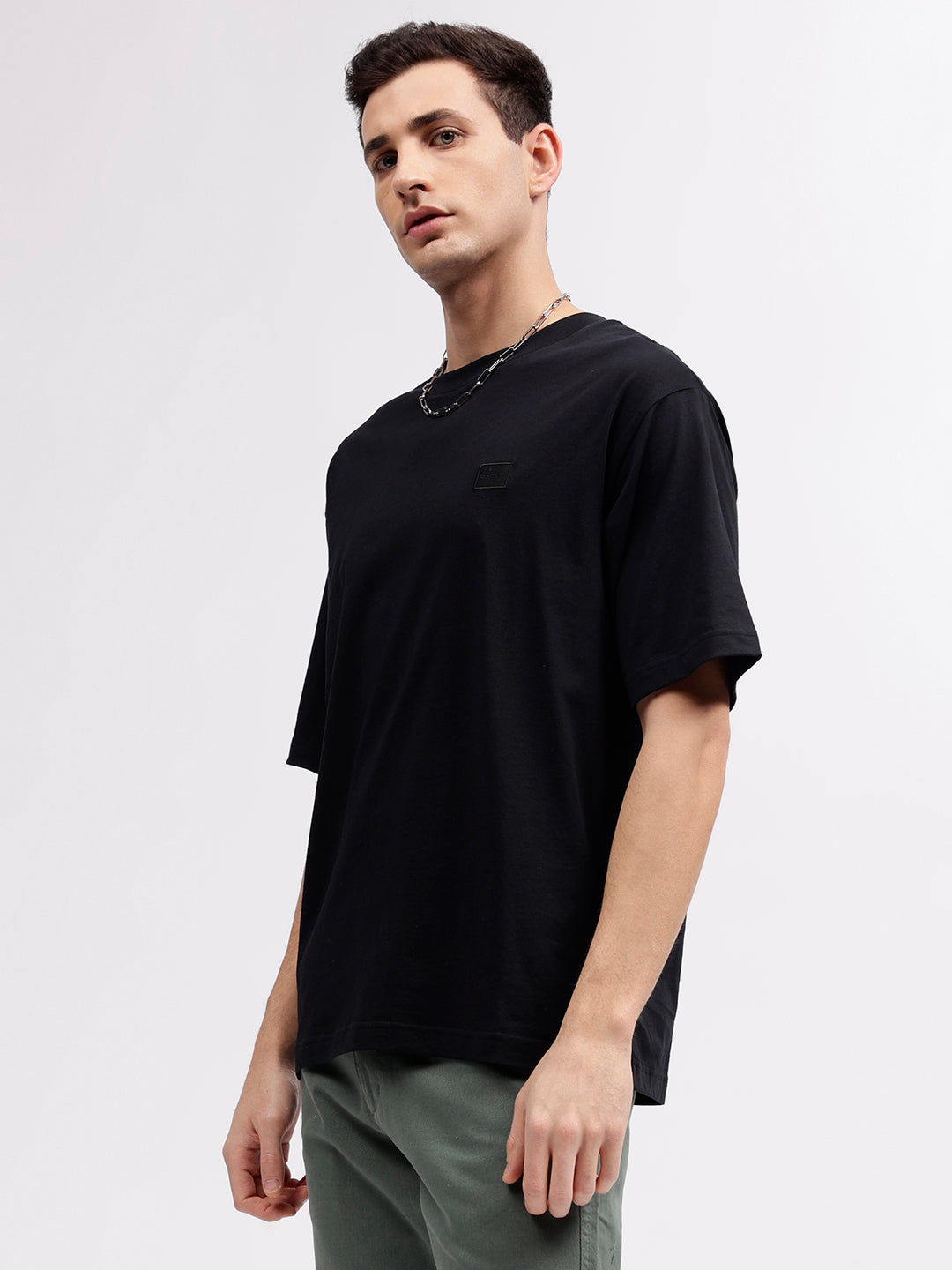 Gant Men Black Solid Round Neck Short Sleeves T-shirt