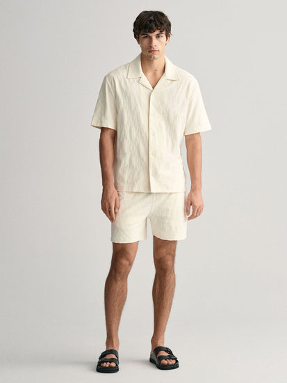 Gant Men Cream Solid Relaxed Fit Shorts