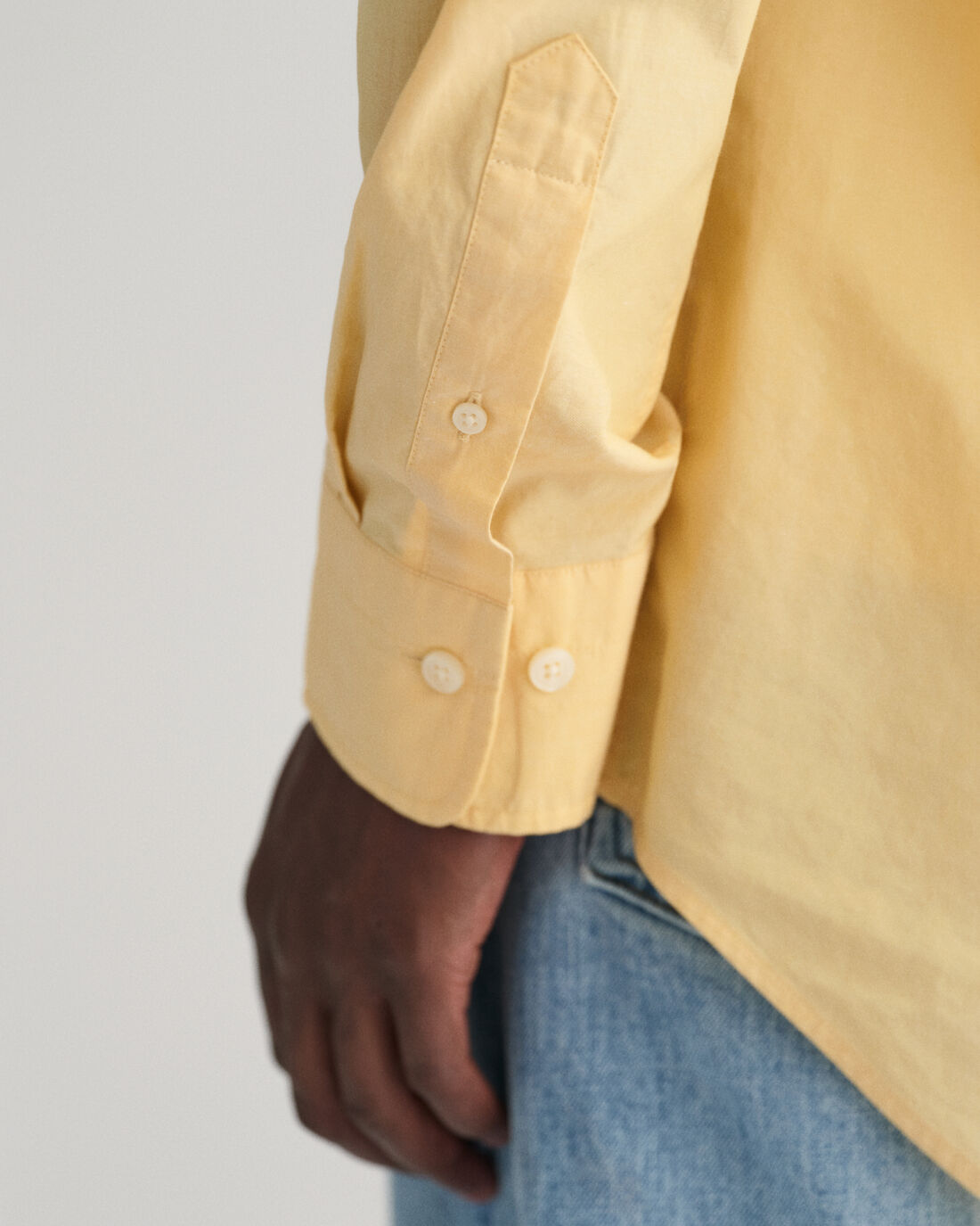 Gant Men Yellow Solid Button-down Collar Long Sleeves Shirt