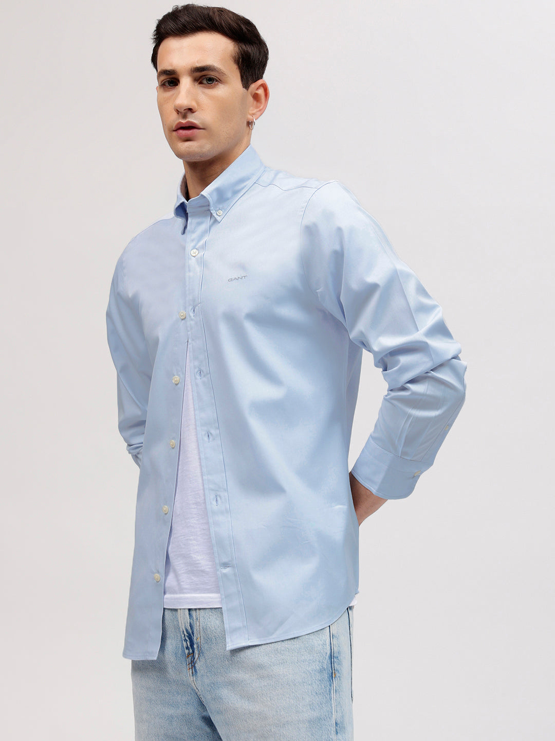 Gant Men Blue Solid Button-down Collar Full Sleeves Shirt