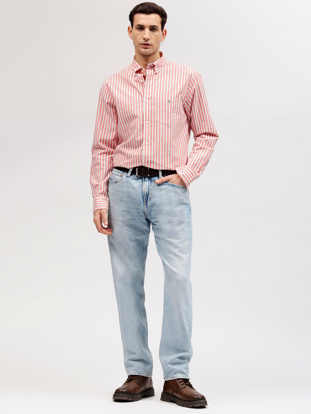 Gant Men Pink Striped Button-down Collar Full Sleeves Linen Shirt