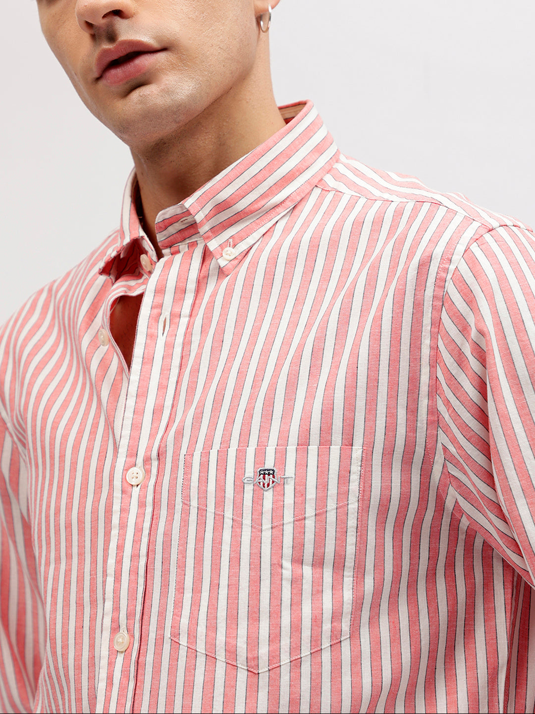 Gant Men Pink Striped Button-down Collar Full Sleeves Linen Shirt