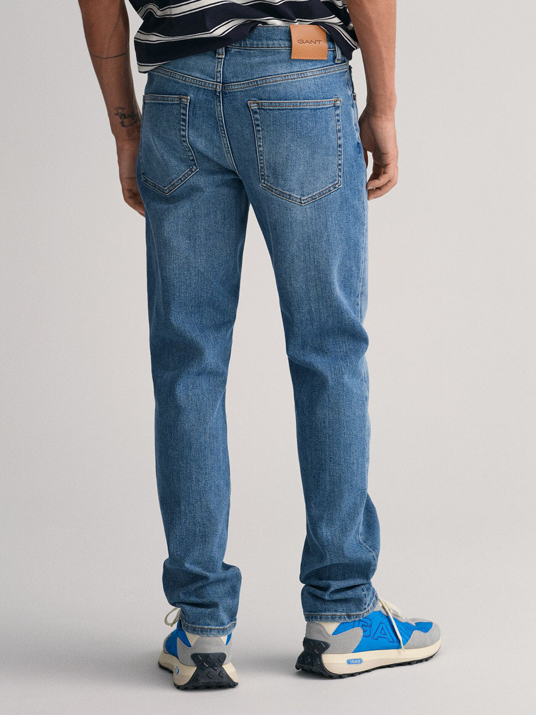 Gant Men Blue Washed Slim Fit Mid-Rise Jeans