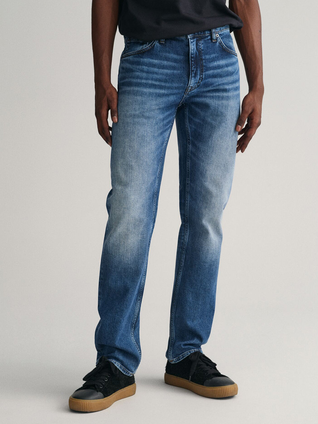 Gant Men Blue Washed Regular Fit Mid-Rise Jeans