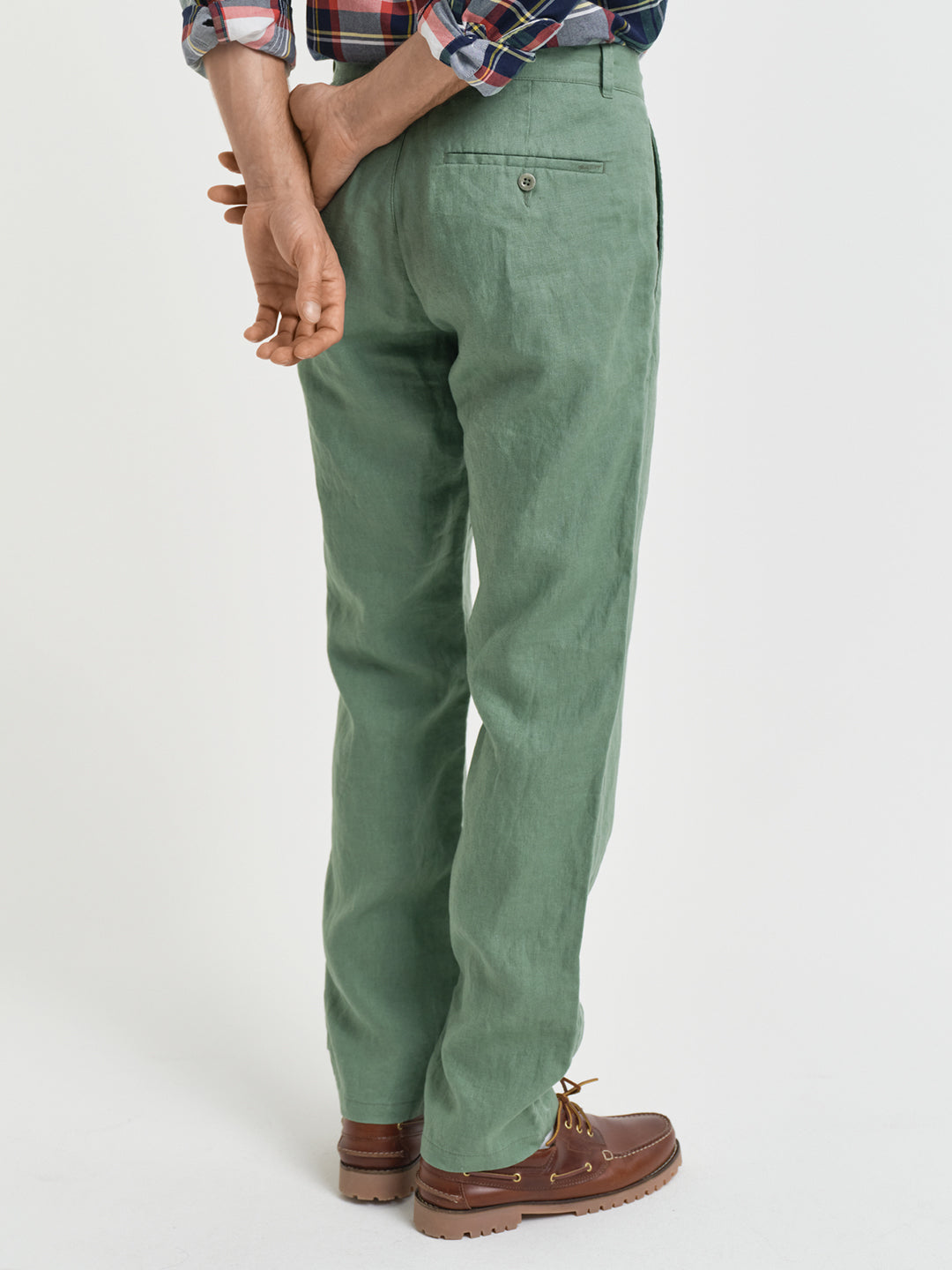 Gant Men Green Relaxed Fit Solid Linen Trouser