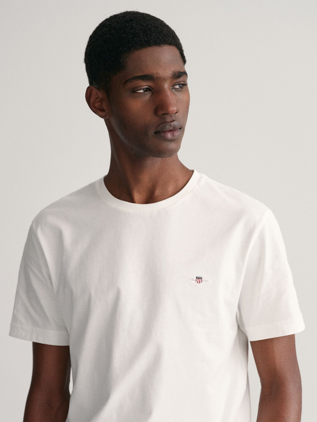 Gant Men White Solid Round Neck Short Sleeves T-Shirt