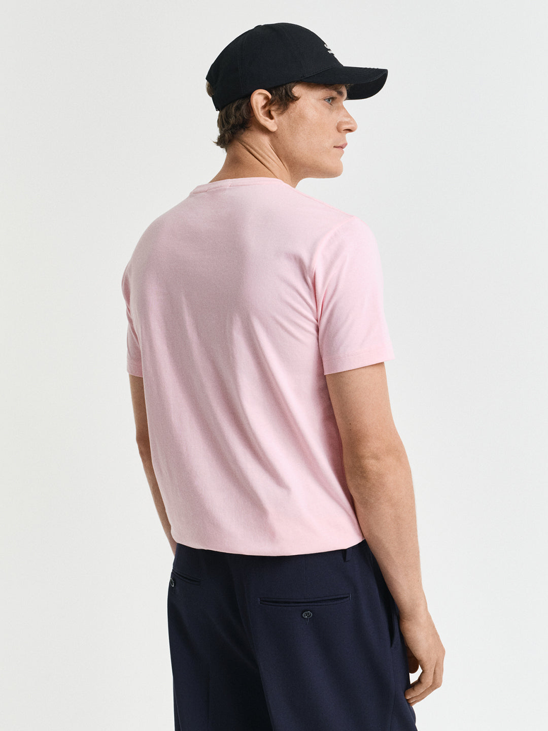 Gant Men Pink Solid Round Neck Short Sleeves T-Shirt