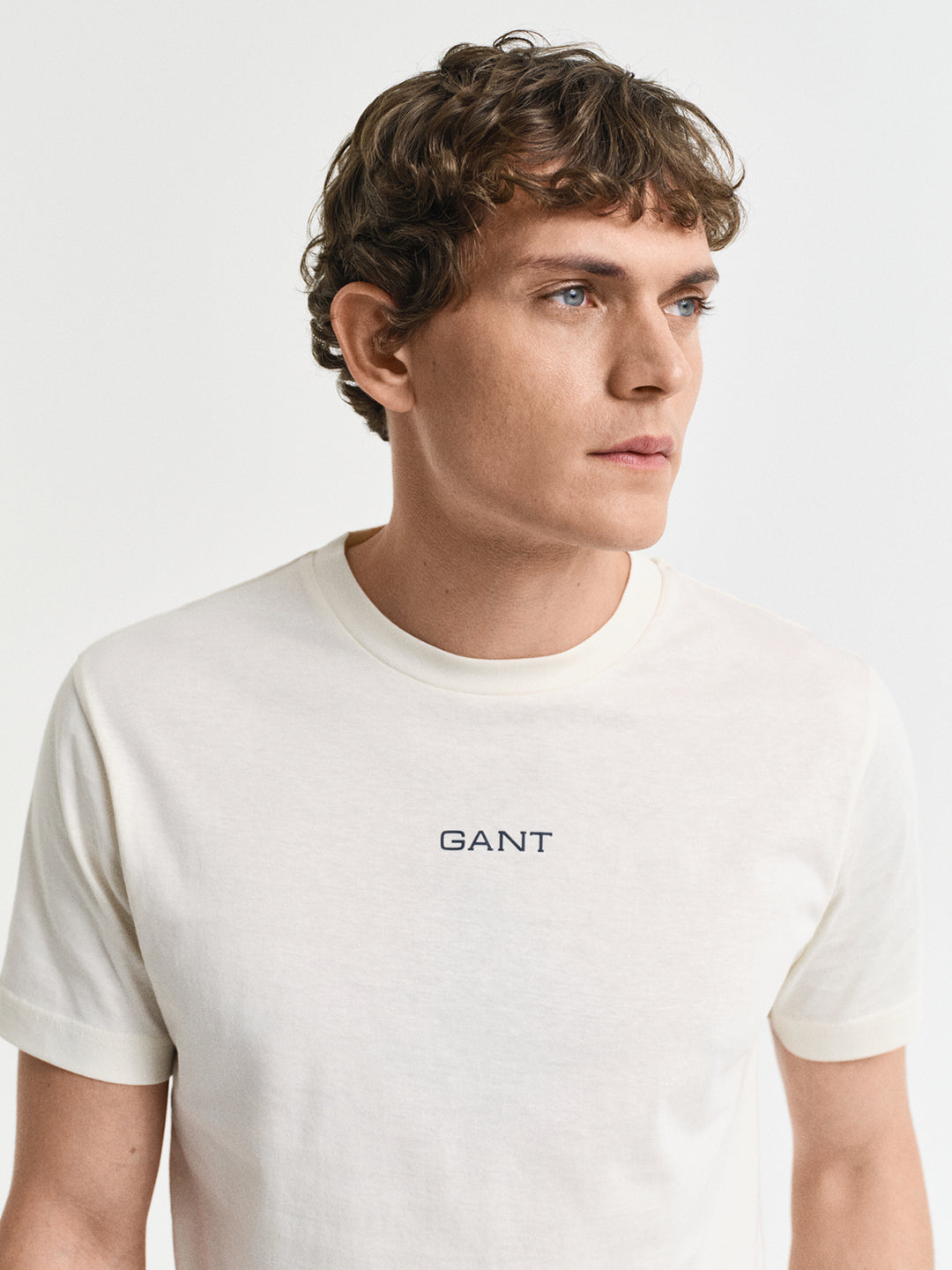 Gant Men Cream Solid Round Neck Short Sleeves T-Shirt