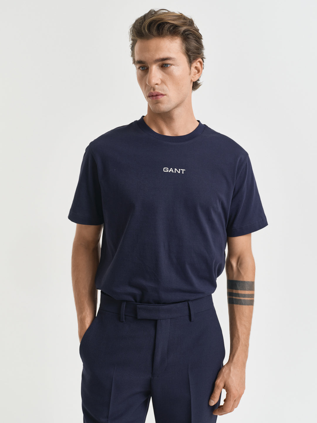 Gant Men Blue Solid Round Neck Short Sleeves T-Shirt