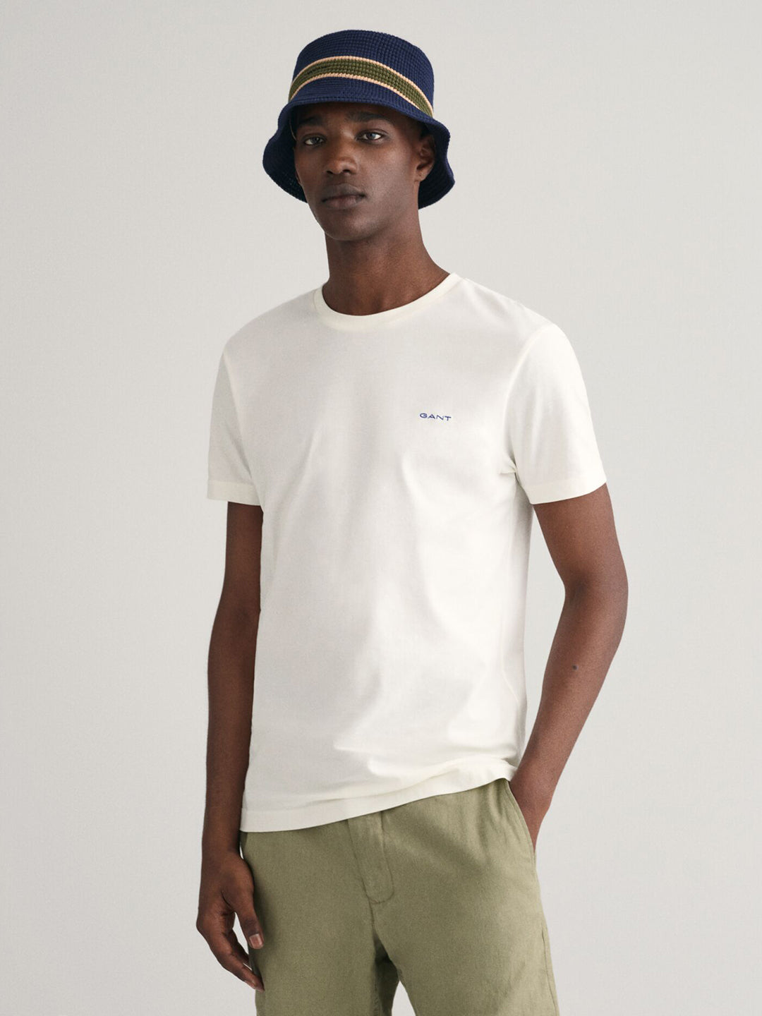 Gant Men White Solid Round Neck Short Sleeves T-Shirt