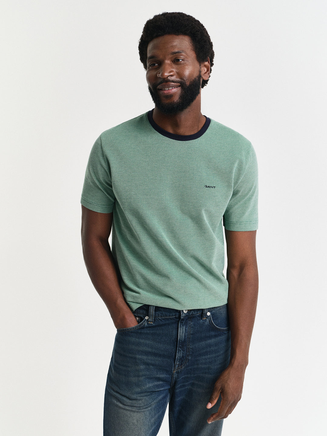 Gant Men Green Solid Round Neck Short Sleeves T-Shirt