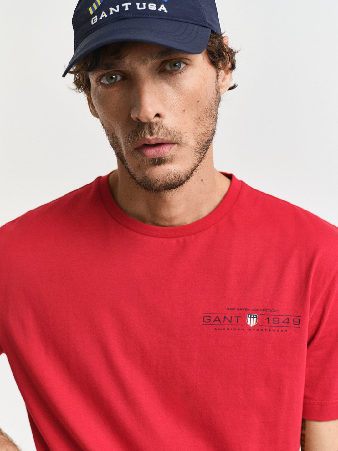 Gant Men Red Solid Round Neck Short Sleeves T-Shirt