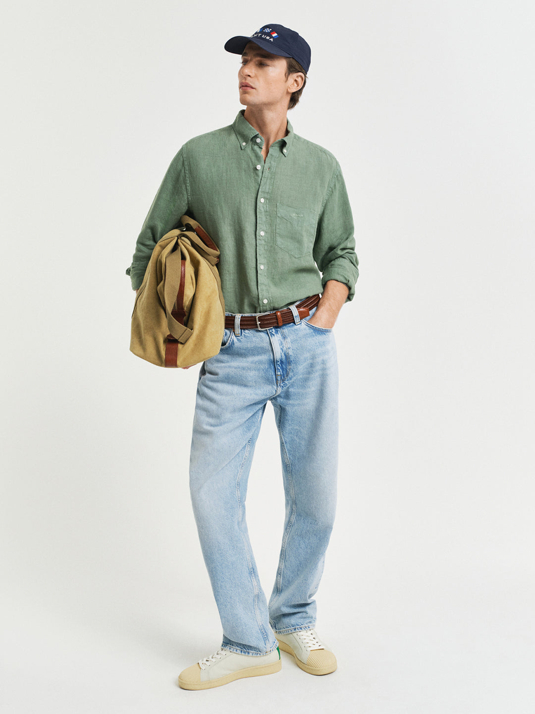 Gant Men Green Solid Button-Down Collar Full Sleeves Shirt