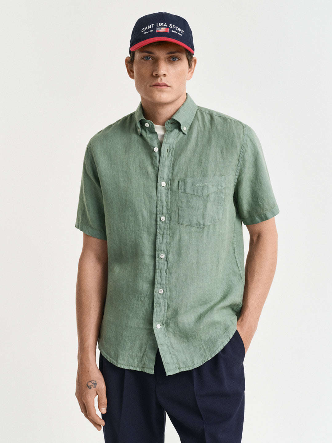 Gant Men Green Button-Down Collar Short Sleeves Shirt