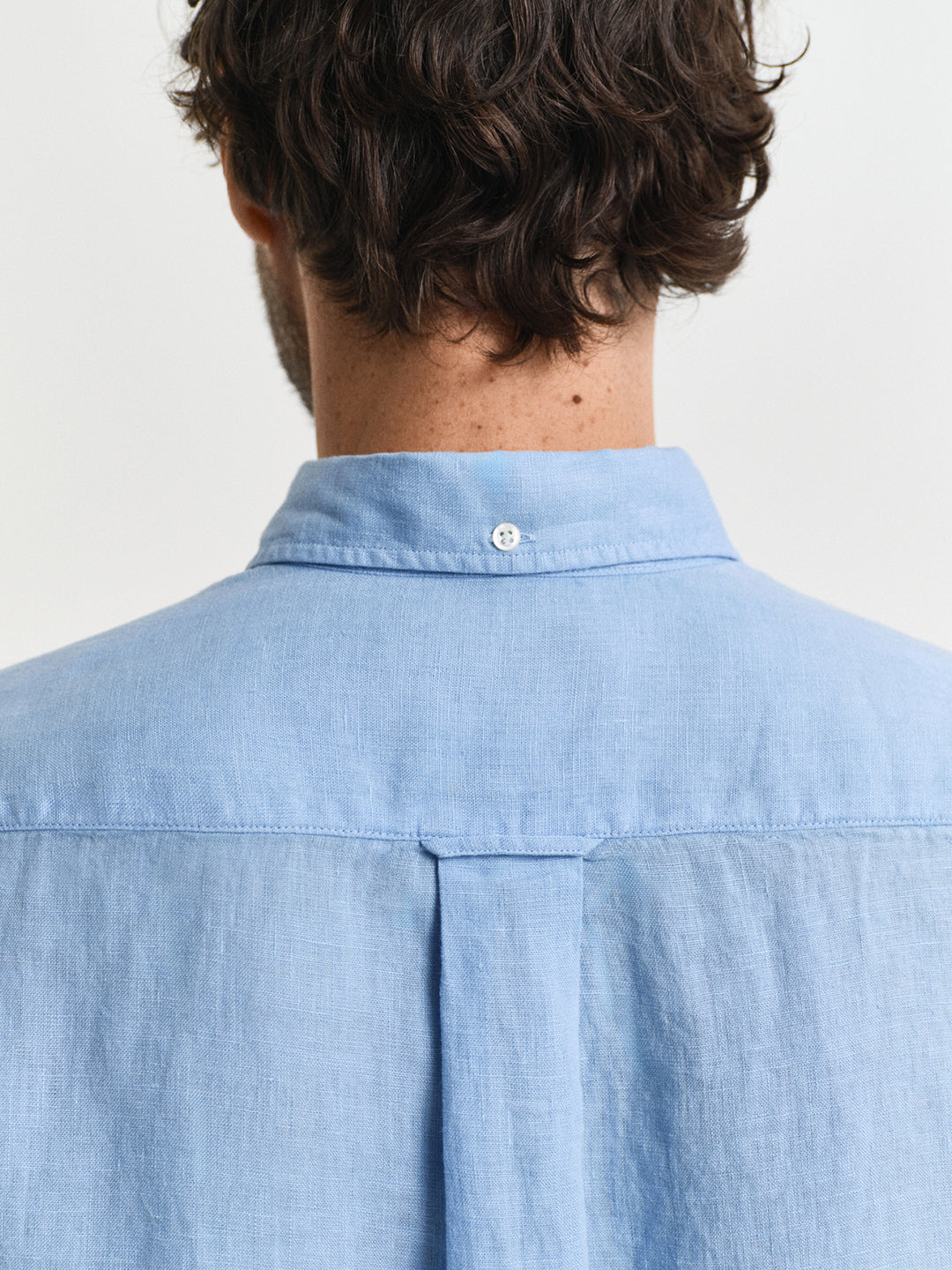 Gant Men Blue Regular Fit Solid Linen Shirt