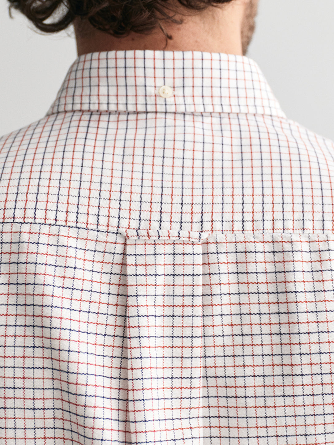 Gant Men Red Checked Button-Down Collar Full Sleeves Shirt