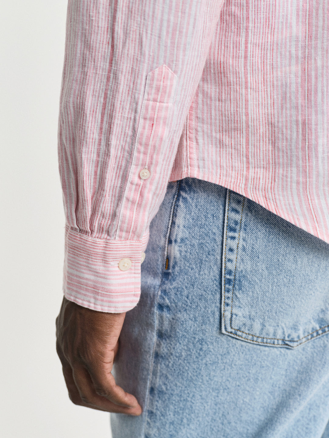 Gant Men Pink Regular Fit Striped Linen Shirt