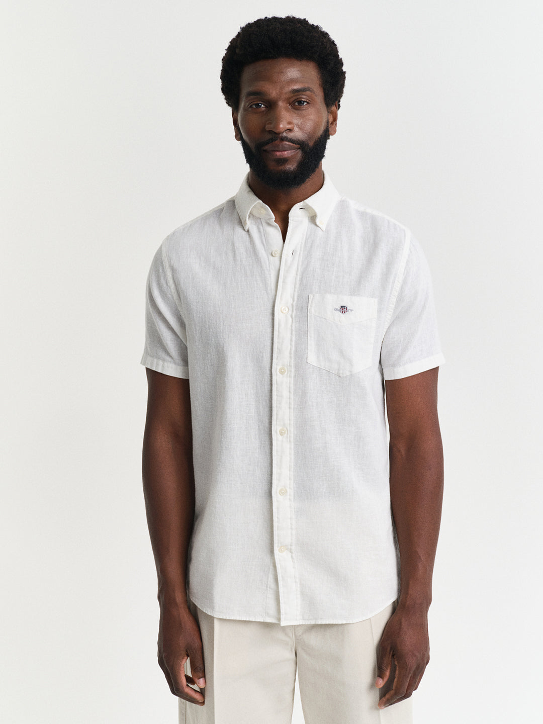 Gant Men White Solid Button-Down Collar Short Sleeves Shirt