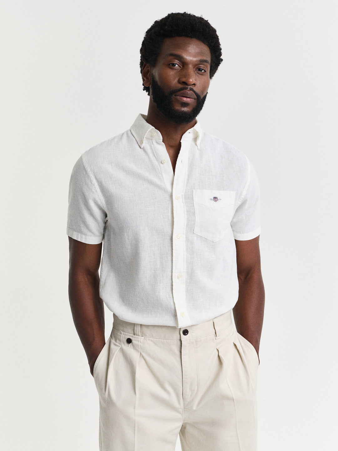 Gant Men White Solid Button-Down Collar Short Sleeves Shirt