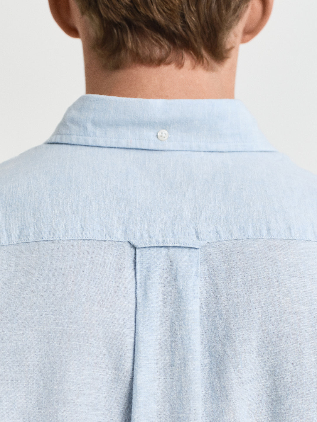 Gant Men Blue Solid Button-Down Collar Short Sleeves Shirt