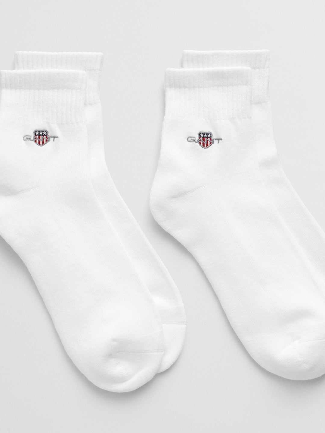 Gant Men White Solid Ankle Length Socks