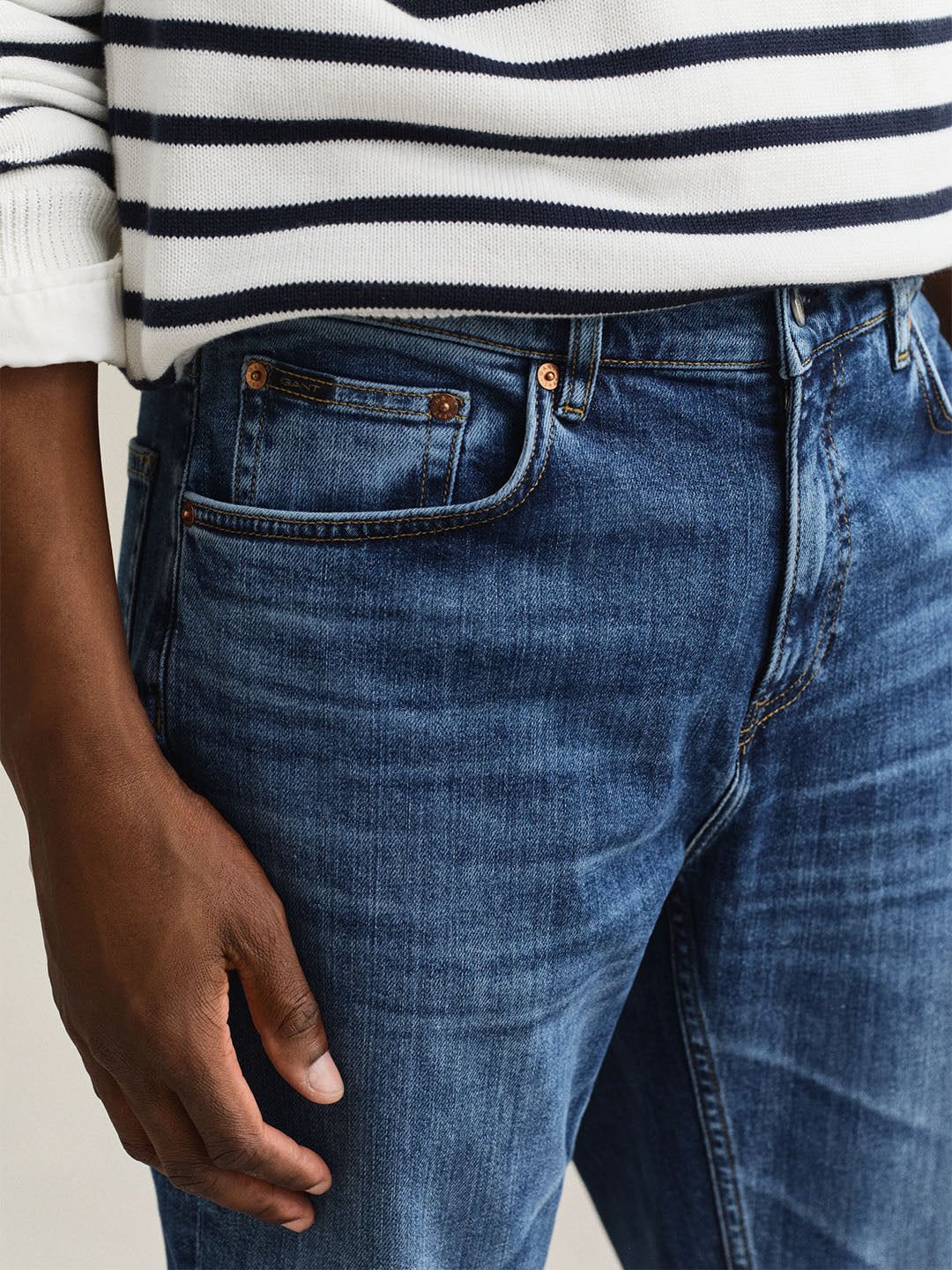 GANT Men Navy Blue Regular Fit Jeans