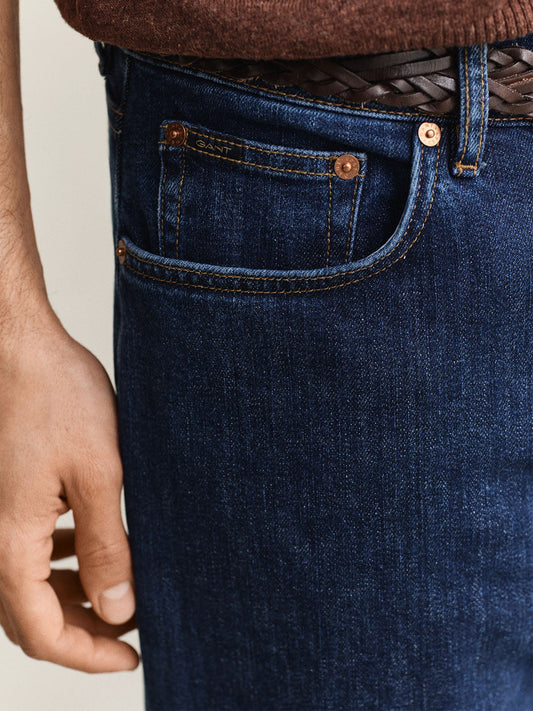 Gant Men Navy Blue Solid Stretchable Regular Fit Jeans