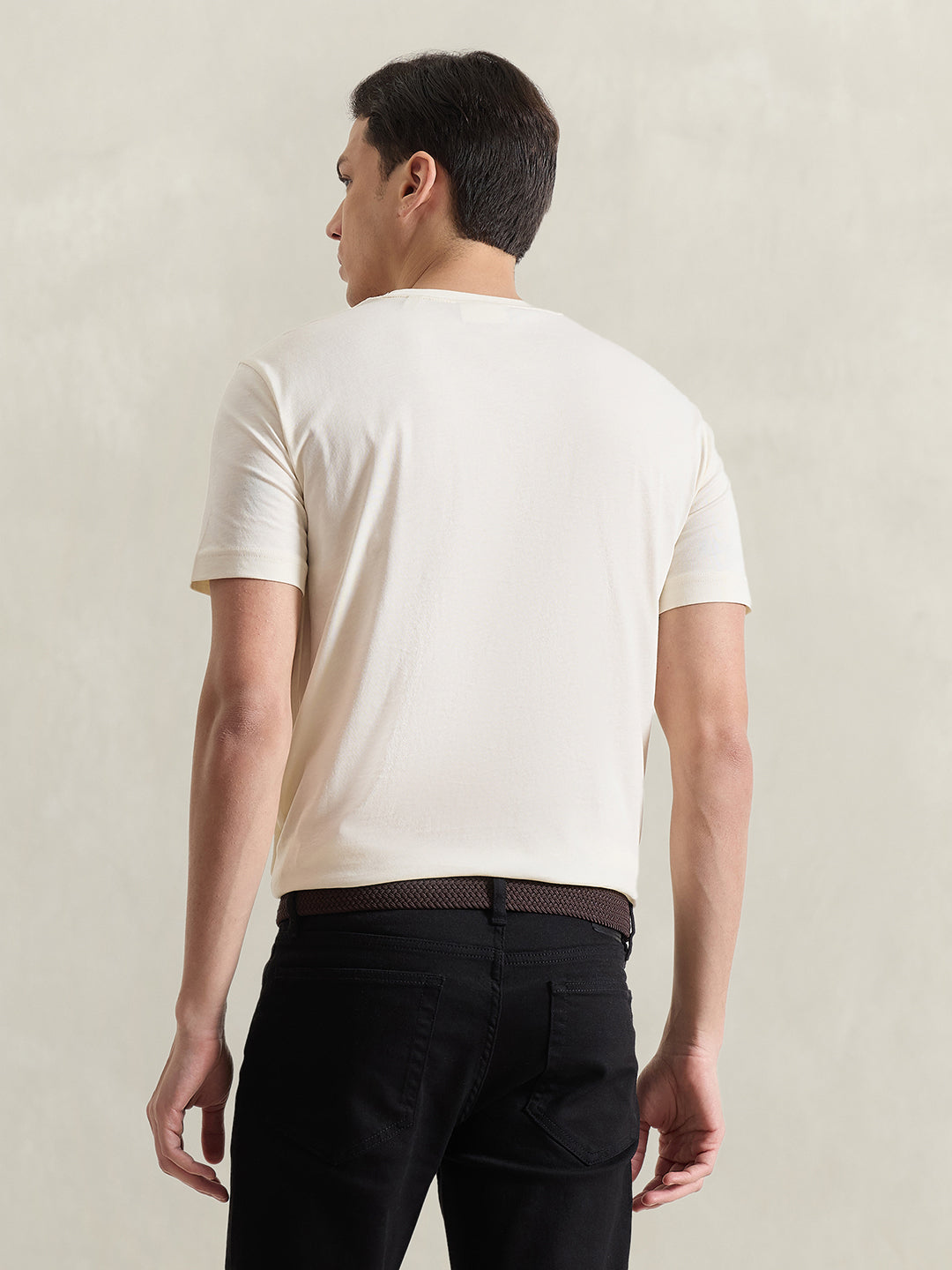 Gant Men Cream Solid Regular Fit Pure Cotton T-Shirt