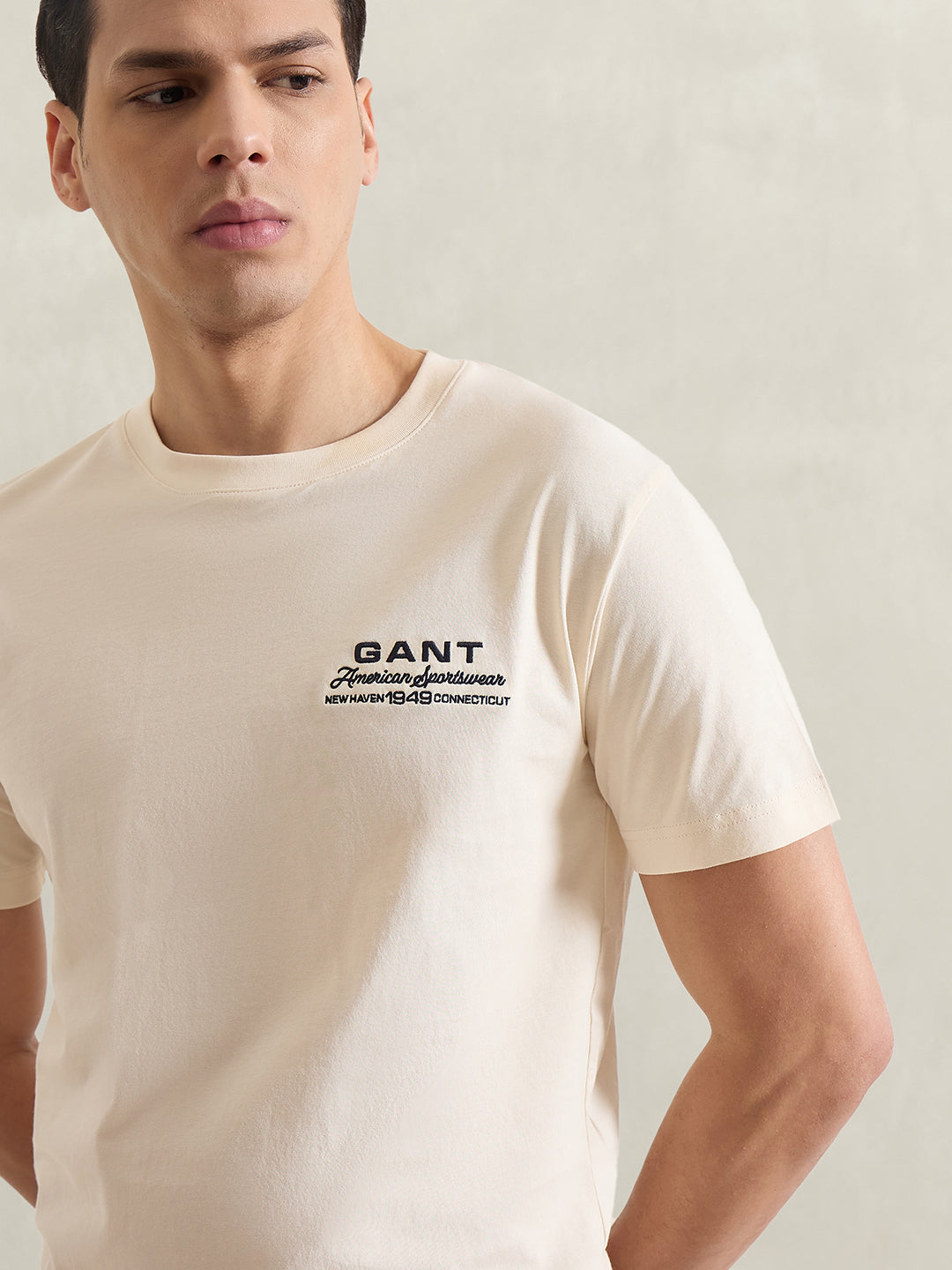 Gant Men Cream Solid Regular Fit Pure Cotton T-Shirt