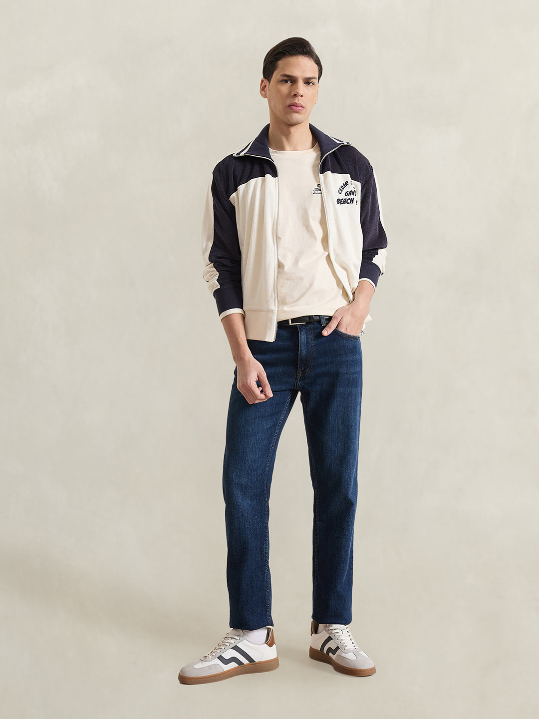 Gant Men Cream Solid Regular Fit Pure Cotton T-Shirt