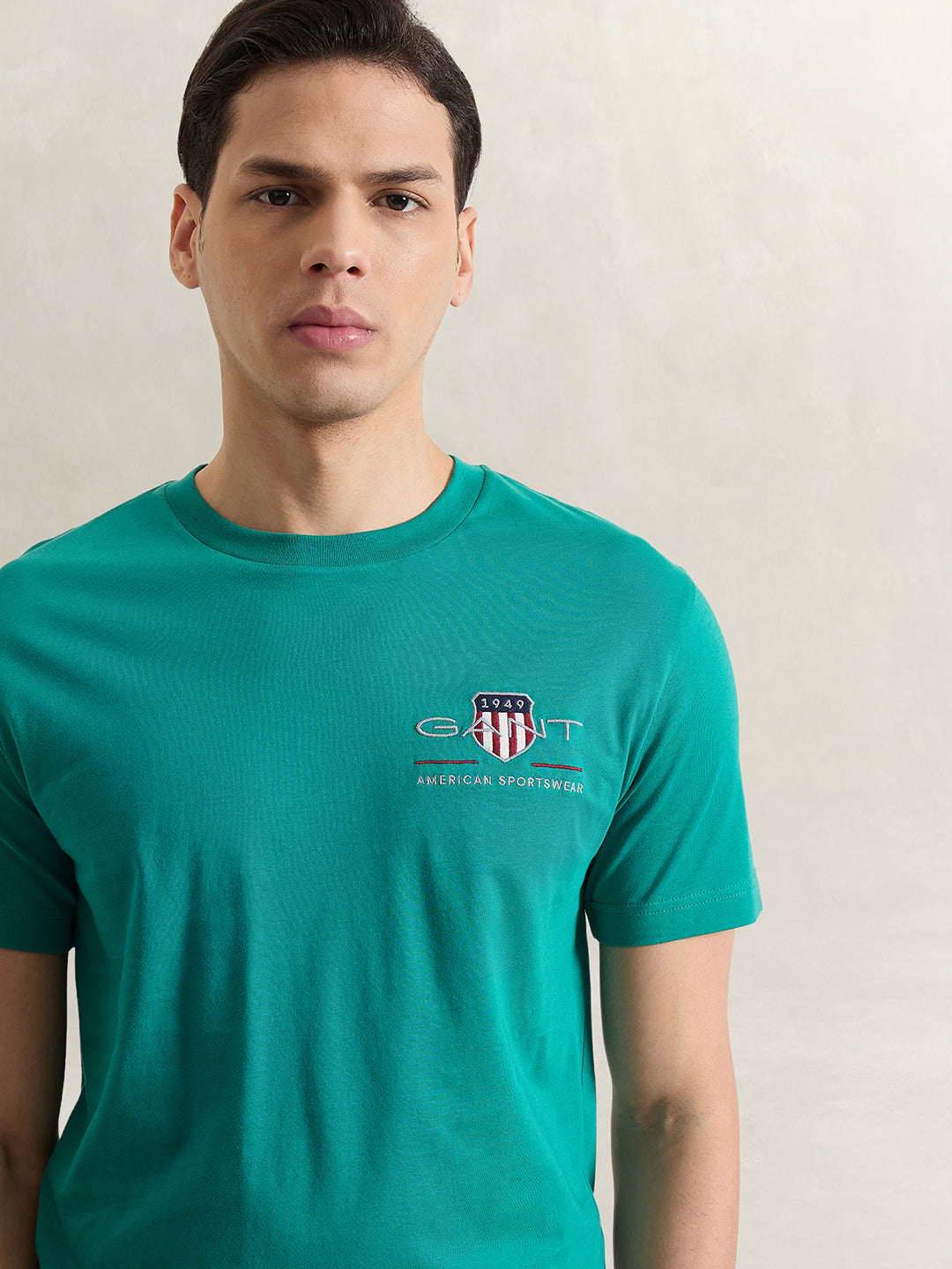 Gant Men Green Solid T-Shirt