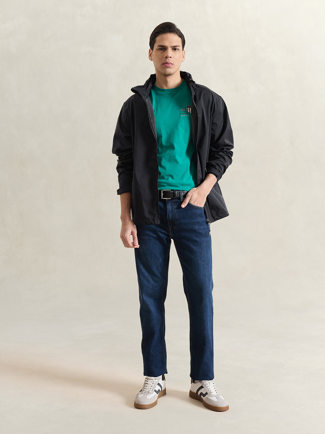 Gant Men Green Solid T-Shirt