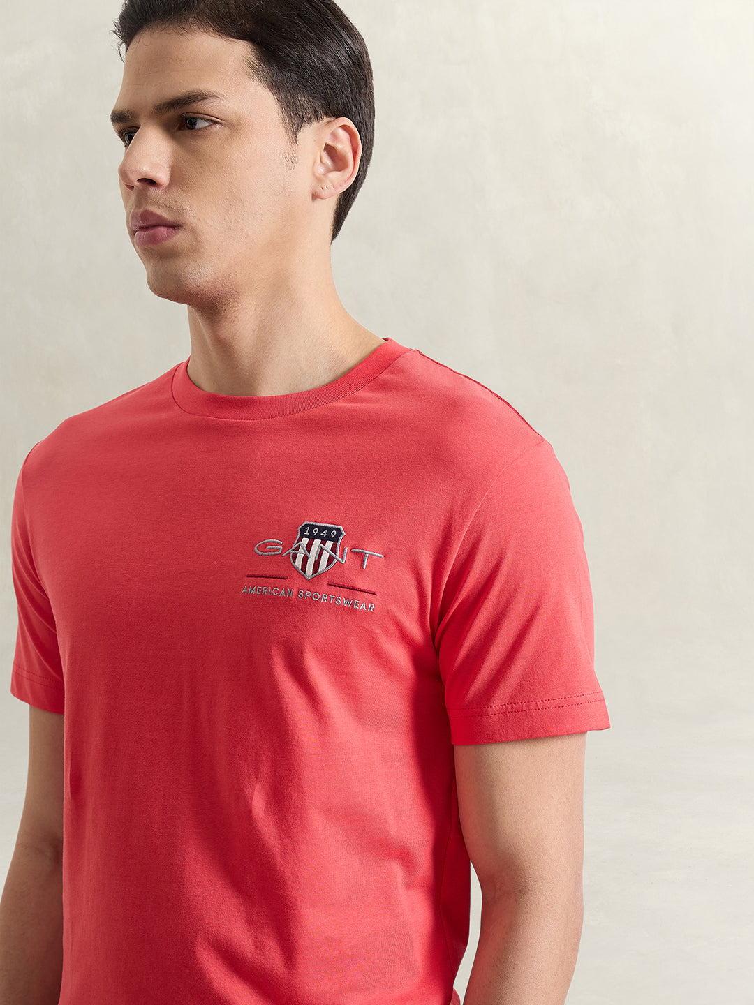 Gant Men Red Solid Regular Fit T-Shirt