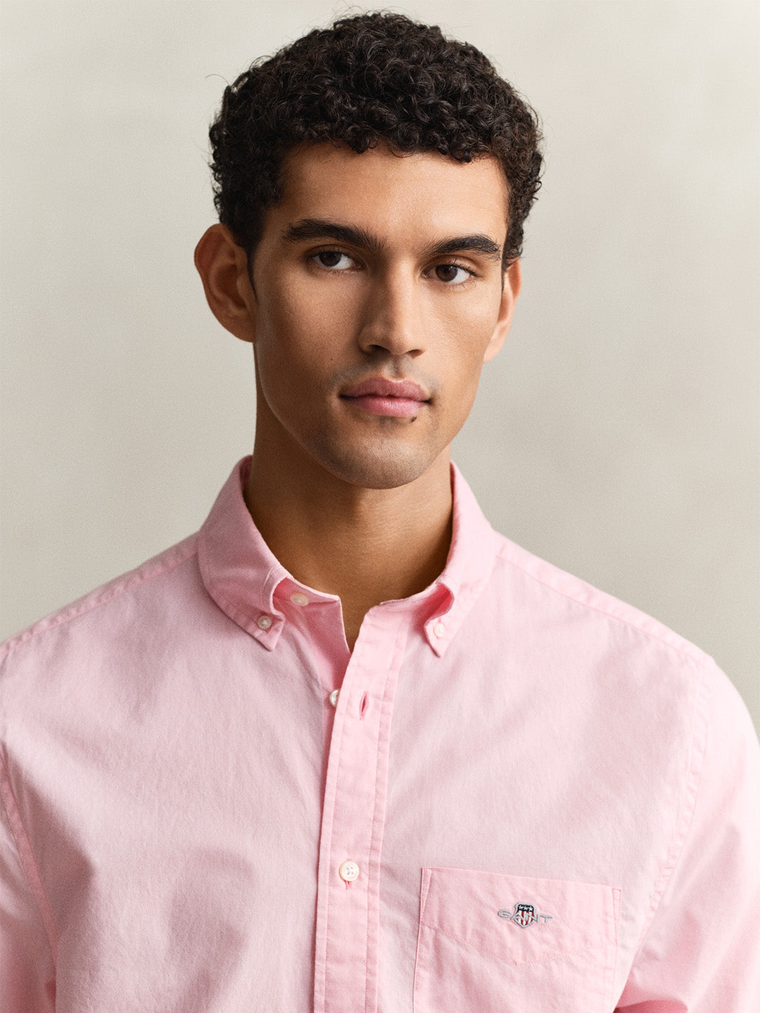 Gant Men Pink Solid Regular Fit Classic Poplin Shirt