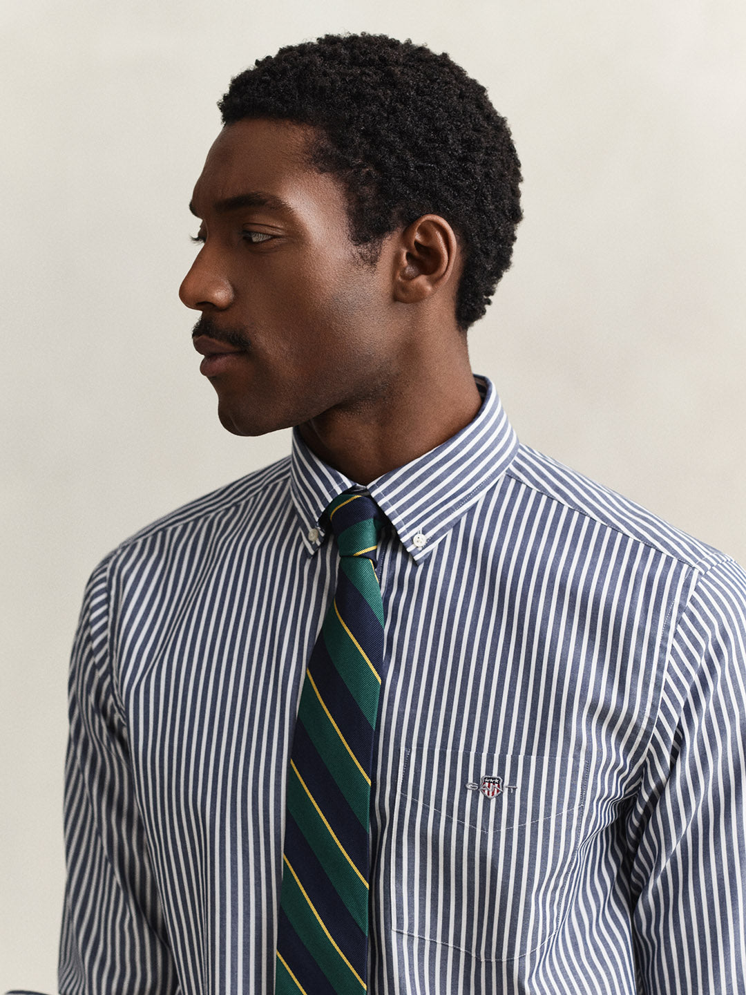 Gant Men Blue Striped Regular Fit Classic Poplin Shirt