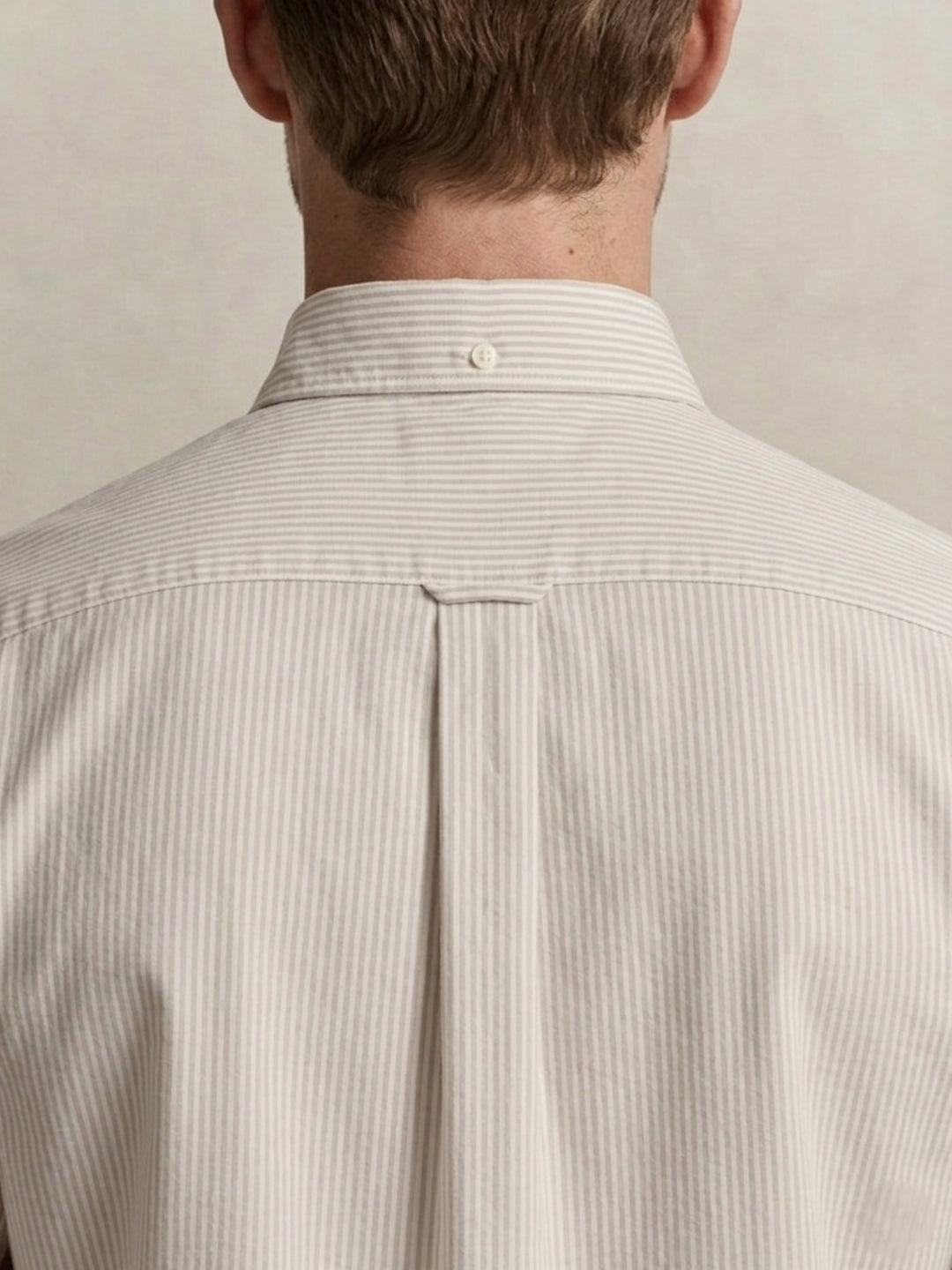 Gant Men Beige Striped Regular Fit Classic Poplin Shirt