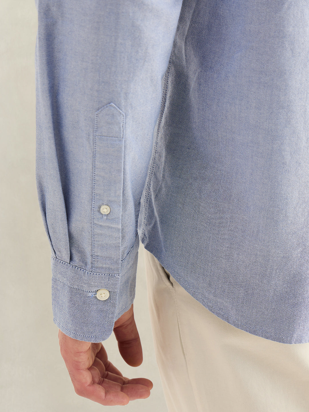 Gant Men Blue Solid Regular Fit Classic Oxford Shirt